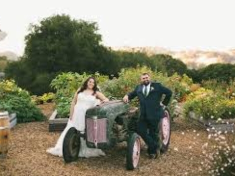 5 Questions to Ask When Touring a Wedding Venue