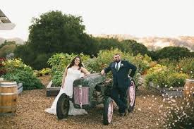5 Questions to Ask When Touring a Wedding Venue